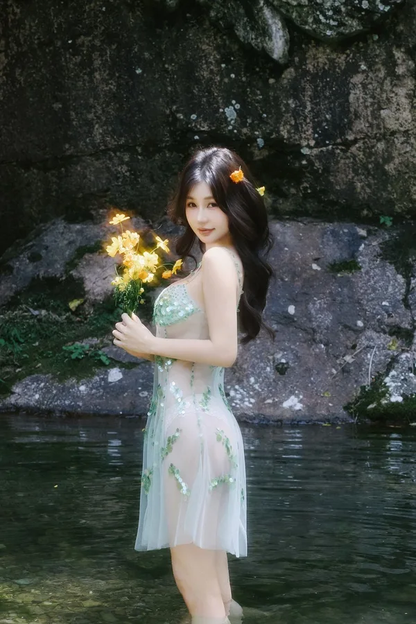[XR Uncensored] Yin Tian Tian (������) R18 ������ģ�� Ϫˮ�� 73P